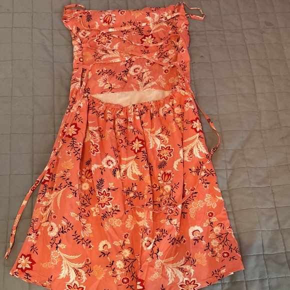 Open Back Dress - Picture 5 of 5